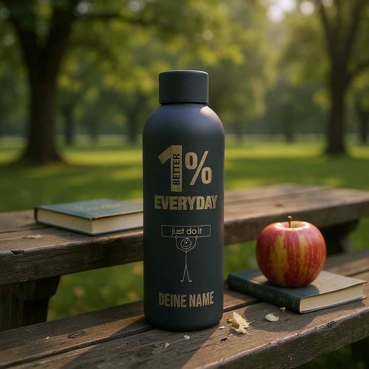 personalisierte Trinkflasche mit Gravur – 1% Better Everyday Design 